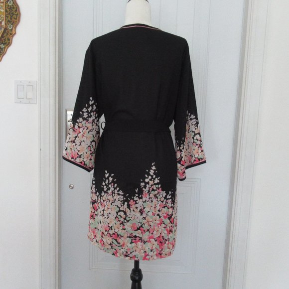 OSCAR DE LA RENTA PINK LABEL VINTAGE BELTED FLORAL ROBE Size Small Black Multi - Picture 5 of 8